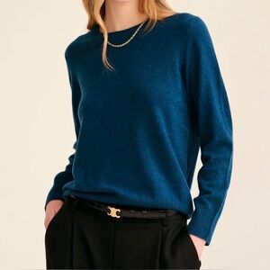 Naadam Original cashmere sweater in Peacock Blue, Large, NWT.